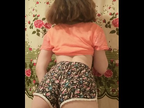 ❤️ Nena jove sexy despullant-se els pantalons curts davant la càmera ❤️❌ Sexe al porno ca.bladesoul.top ❌